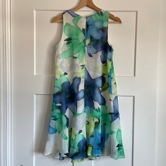 Vince Camuto floral shift dress - Picture 2 of 7